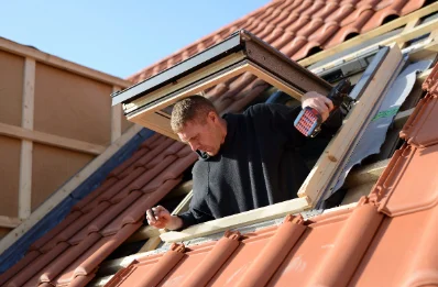 Pose de fenêtres de toit Velux à Escos